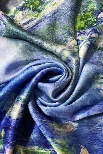 Pañuelo de seda "Nenúfares"